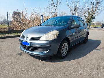 Renault Clio 3 serie 2007 1.2 16v 5 Porte.