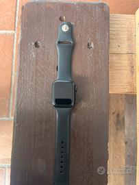 Orologio smartwatch apple
