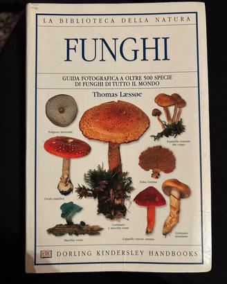 Guida fotografica 500 specie di funghi