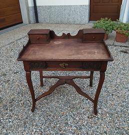 antico scritoio e sedia in legno di ciliegio 