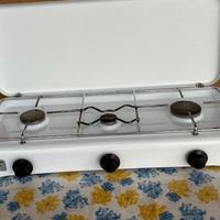 FORNELLO SMALTATO BIANCO CON 3 FUOCHI E COPERCHIO