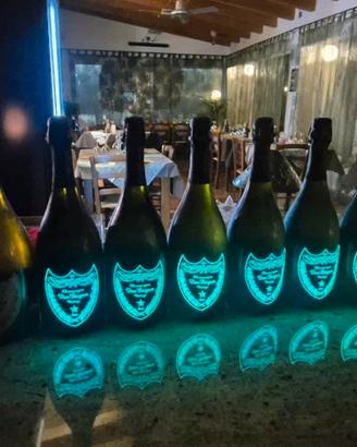 Dom perignon champagne 
