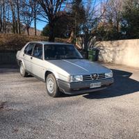 Alfa Romeo 90 2000 v6