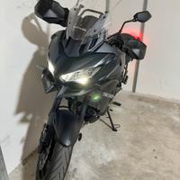 Kawasaki Versys 650 mod 2025