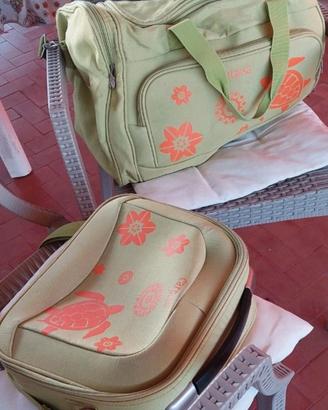 set borsone e beautycase da viaggio