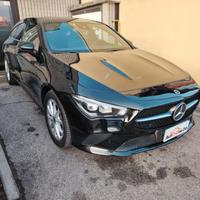 MERCEDES-BENZ CLA 180 Shooting Brake Premium PRE