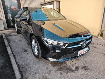 MERCEDES-BENZ CLA 180 Shooting Brake Premium PRE