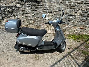 Vespa lx150