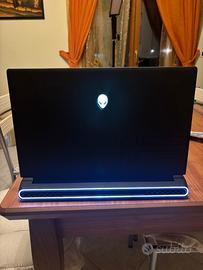 Alienware m15 R7