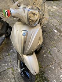 Piaggio Beverly 300 - 2021