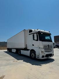 Trattore stradale Mercedes actros + rimorchio