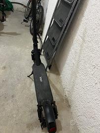 Monopattino Vivo bike V40 massima velocità 30 poco