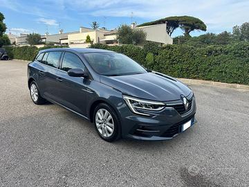 RENAULT MEGANE 1.5 DIESEL 2023 COME NUOVA
