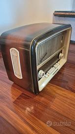 Radio TELEFUNKEN GAVOTTE 1063 – ANNO 1959