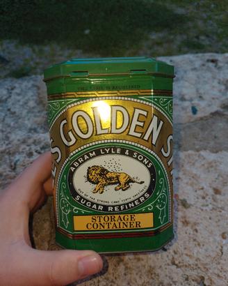 Scatola di latta Lyle’s Golden Syrup – contenitore