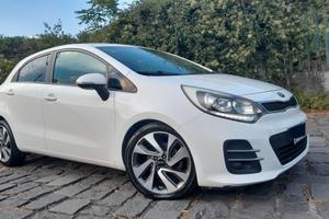 Kia Rio 1.4 CRDi High Tech 90cv (Diesel)