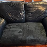 Divani pelle blu Chateau d’Ax