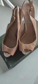 sandali The Seller 