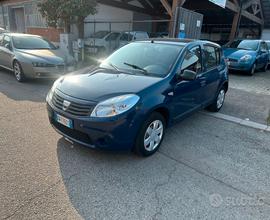 Dacia Sandero 1.4 8V GPL Lauréate