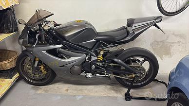 Triumph Daytona 675
