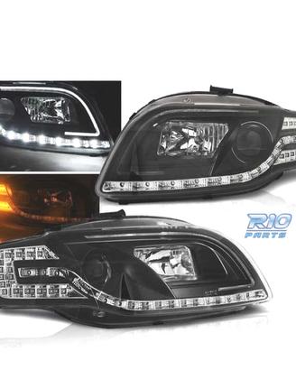 FARI PER AUDI A4 B7 04-08 FONDO NERO FRECCE A LED