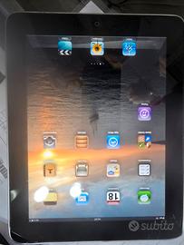 lotto: 2 iPad Apple – funzionanti – con accessori