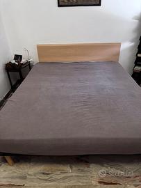 Letto matrimoniale