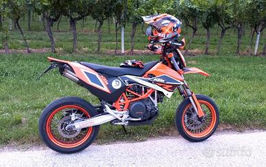 MOTO MOTARD