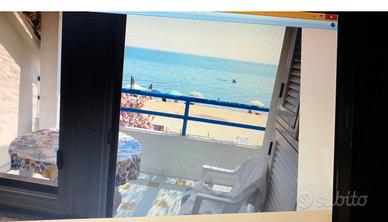 APPARTAMENTO PIANO PRIMO VISTA MARE A 30 mt