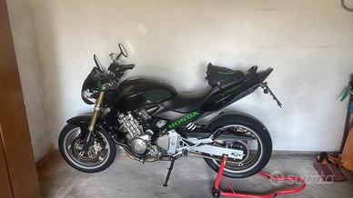 Venesi Honda hornet 2006