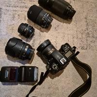 nikon D7000 con obiettivi e flash sb-600