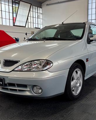 Renault Megane Coach 1.4 16V 95cv Sport Way