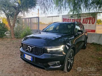 VOLVO XC40 D3 AWD Geartronic R-design
