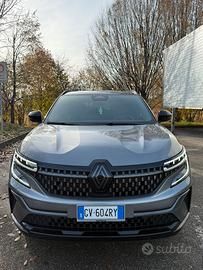 Renault australe full hybrid iconic esprit alpine