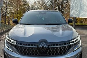 Renault australe full hybrid iconic esprit alpine