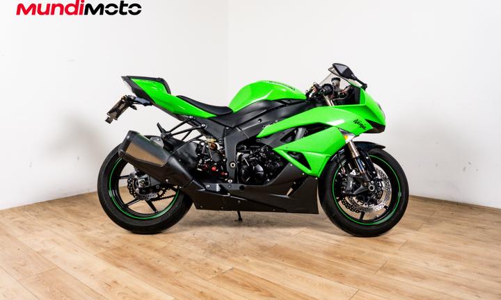 KAWASAKI ZX 6R NINJA - 2011