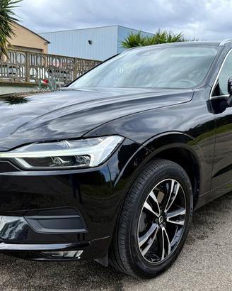 Volvo XC 60 XC60 B4 (d) AWD Geartronic Momentum