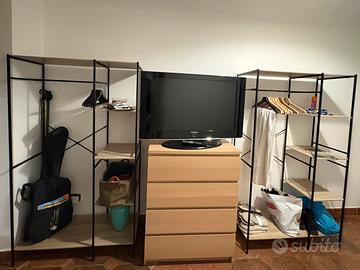 Armadio a giorno con cassettiera