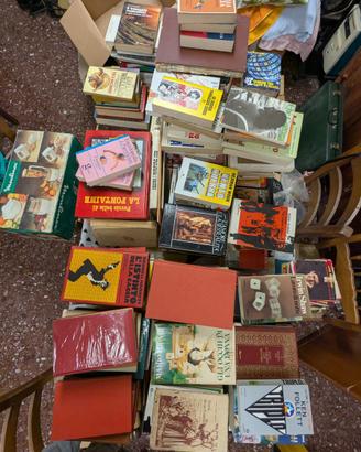 Libri al chilo