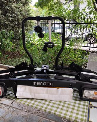 Portabici da mettere su gancio traino