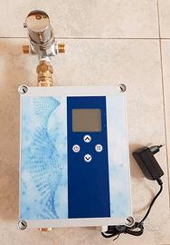 Dosatore e miscelatore d'acqua