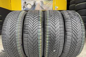 4 Gomme 225/55R17 Michelin Invernali 95% residui
