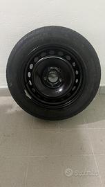 Gomma Continental 205/60R16 con cerchio – come nuo