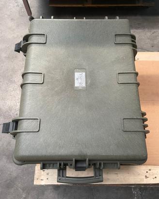 Scatole contenitori militari
