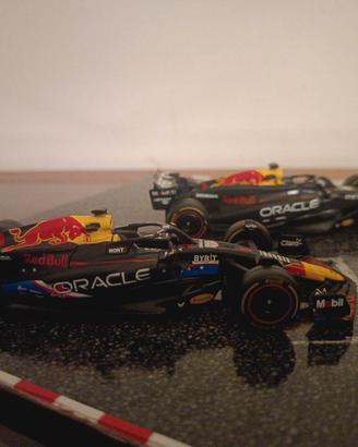 Set di 2 Redbull - 2023 e 2024 - Max Verstappen