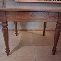 Tavolo quadrato massello