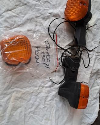 Honda cb 400 n frecce posteriori