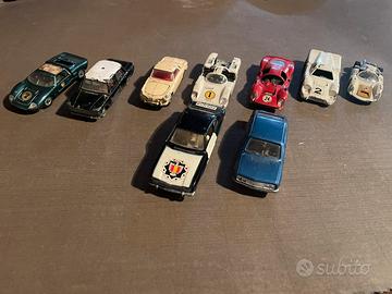 Lotto 9 modellino auto in metallo marche diverse