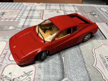 Ferrari Testarossa Burago 1/18