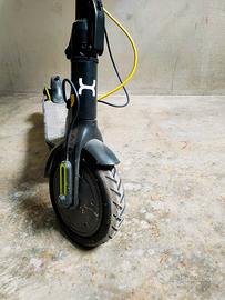 Monopattino elettrico Lexgo